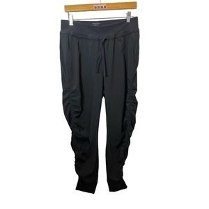 Althleta Attitude Pant Black size 8